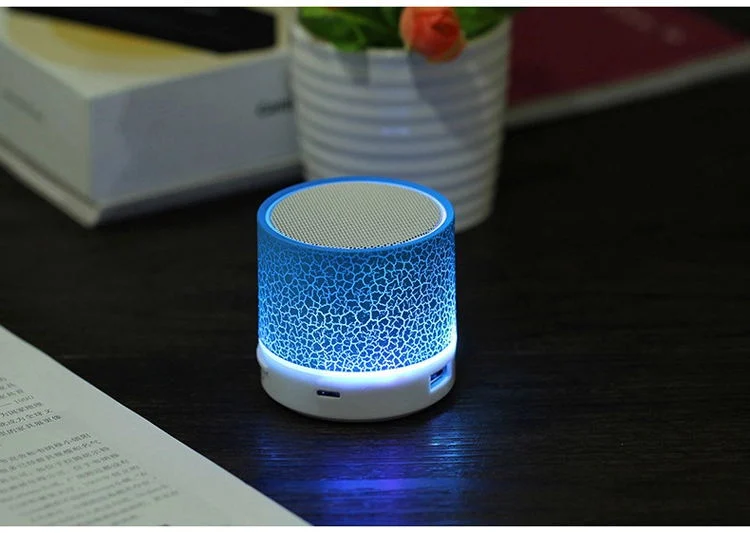 Customized Wireless Portable Mini Bluetooth Speakers with Crack LED Light